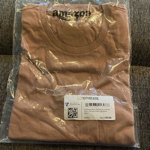 Goodthreads Mens short sleeve t-shirt with pocket